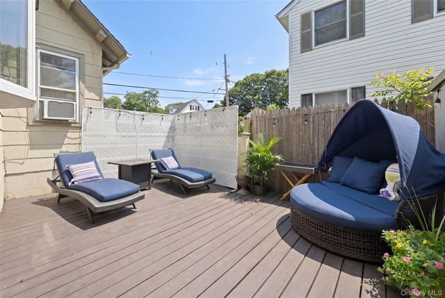 91 Rockaway Avenue, Rockville Centre, NY 11570