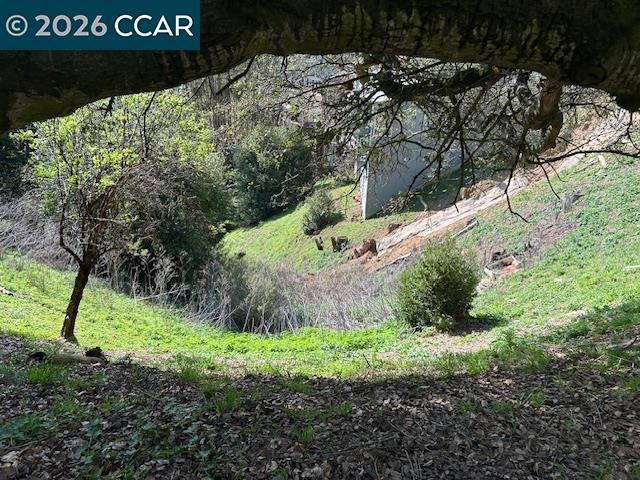 6201 Skyline Blvd, Oakland, CA 94611