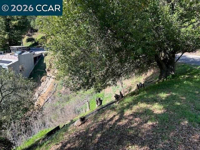 6201 Skyline Blvd, Oakland, CA 94611