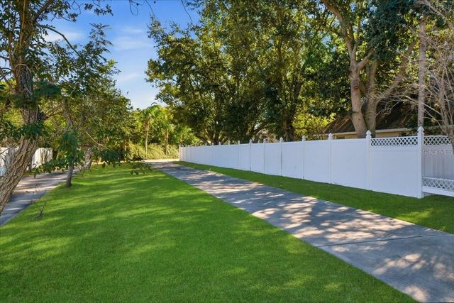 173 WHITE CLIFF BOULEVARD, Auburndale, FL 33823