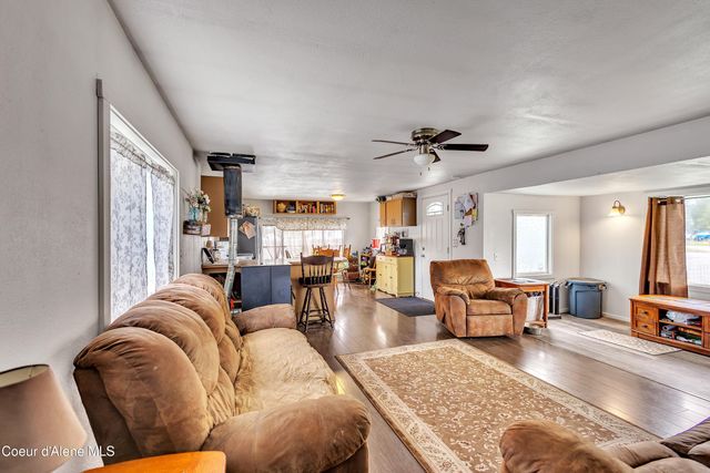 32753 N 2nd Ave, Spirit Lake, ID 83869