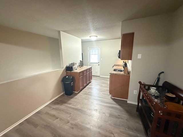 212 WHEATON CT, Columbia, MO 65203