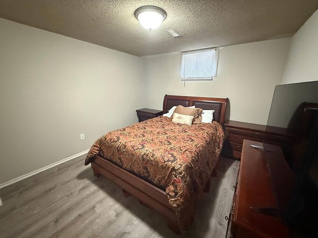 212 WHEATON CT, Columbia, MO 65203