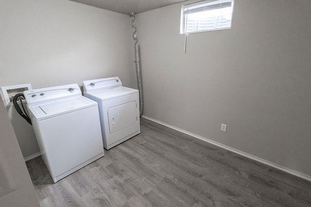 212 WHEATON CT, Columbia, MO 65203