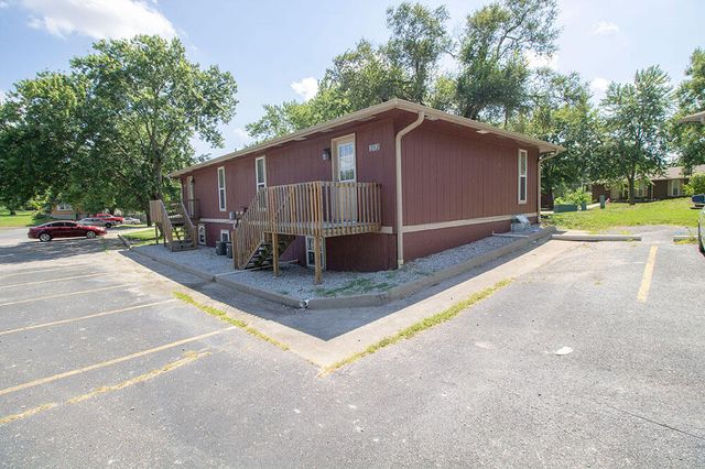 212 WHEATON CT, Columbia, MO 65203