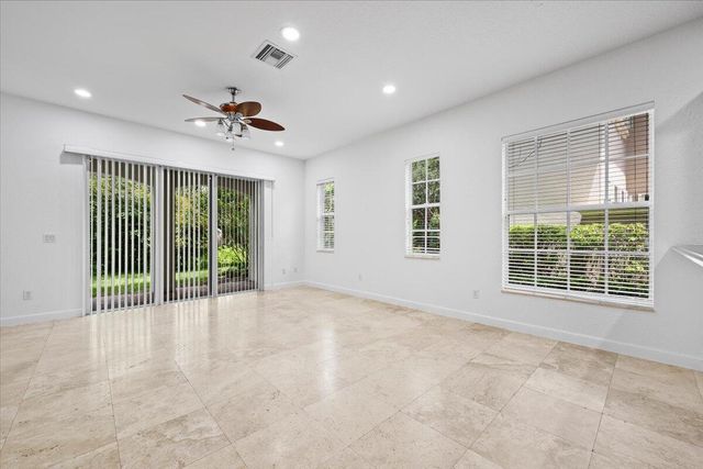 1049 Vintner Boulevard, Palm Beach Gardens, FL 33410