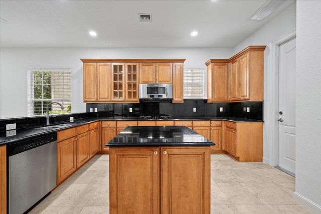 1049 Vintner Boulevard, Palm Beach Gardens, FL 33410