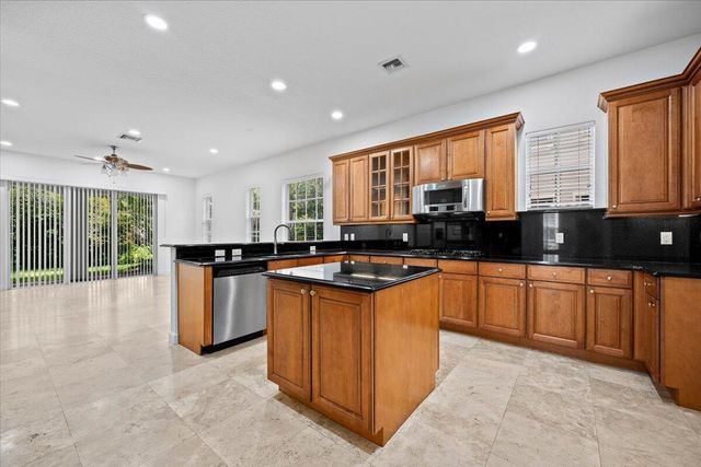 1049 Vintner Boulevard, Palm Beach Gardens, FL 33410