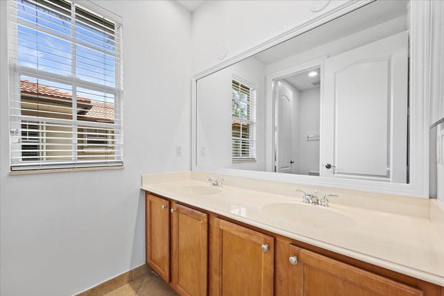 1049 Vintner Boulevard, Palm Beach Gardens, FL 33410