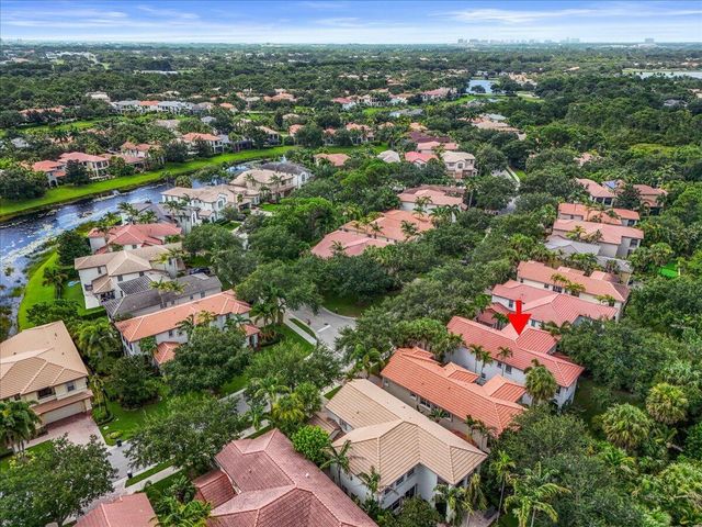 1049 Vintner Boulevard, Palm Beach Gardens, FL 33410