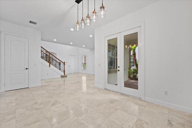 1049 Vintner Boulevard, Palm Beach Gardens, FL 33410
