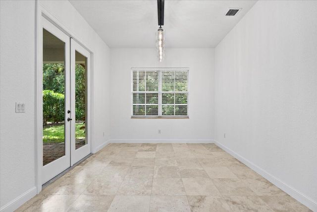1049 Vintner Boulevard, Palm Beach Gardens, FL 33410