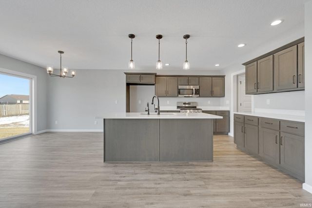 602 Zion Hill Road, Ligonier, IN 46767