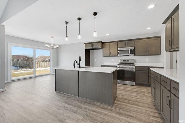 602 Zion Hill Road, Ligonier, IN 46767