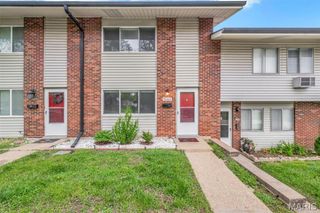 9183 Villaridge Court, St Louis, MO 63123