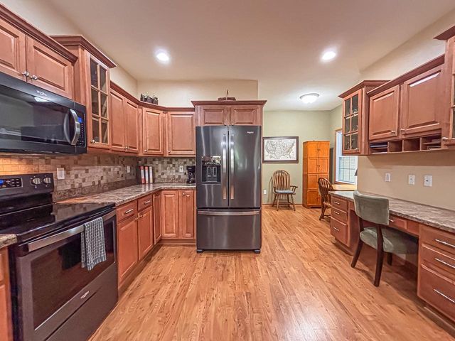650 Waters Edge DRIVE, Whitewater, WI 53190