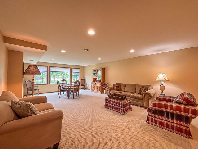 650 Waters Edge DRIVE, Whitewater, WI 53190