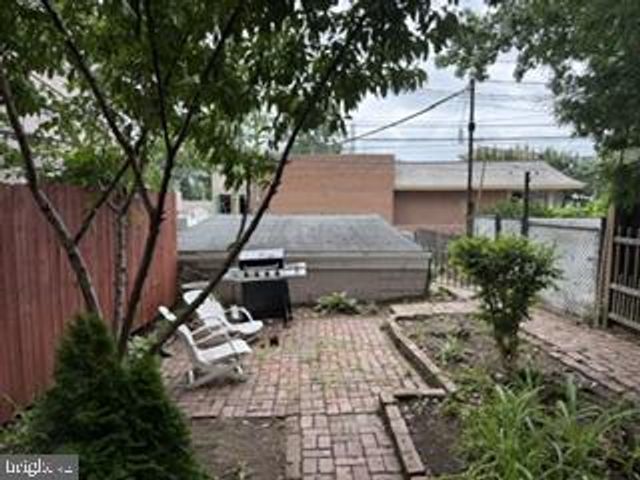 1807 LOVERING AVE, Wilmington, DE 19806