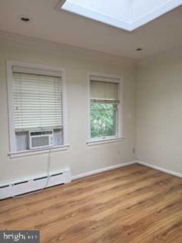 1807 LOVERING AVE, Wilmington, DE 19806