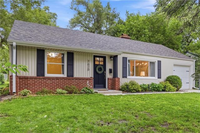 7620 Rainbow Drive, Prairie Village, KS 66208