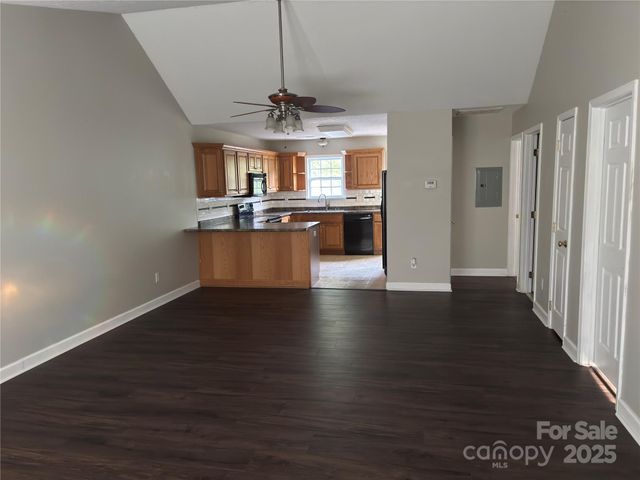 102 Kerlee Street A, Black Mountain, NC 28711