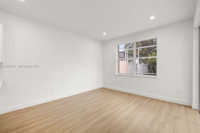 1392 NW 159th Ln, Pembroke Pines, FL 33028