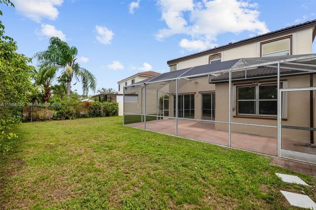 1392 NW 159th Ln, Pembroke Pines, FL 33028