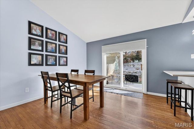 524 Hickory Hollow Lane, St Louis, MO 63122