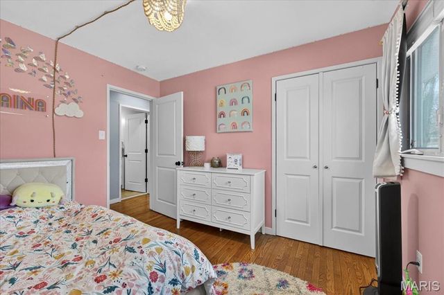 524 Hickory Hollow Lane, St Louis, MO 63122