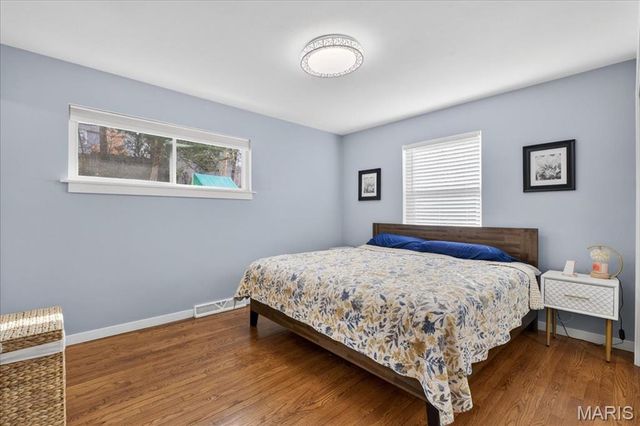 524 Hickory Hollow Lane, St Louis, MO 63122