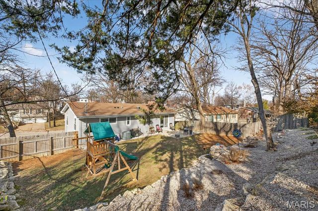 524 Hickory Hollow Lane, St Louis, MO 63122