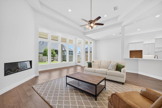 40028 Belted Kingfisher Court, Magnolia, TX 77354