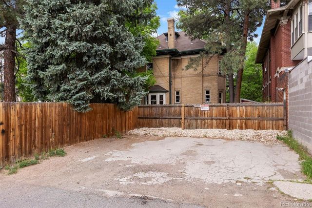 1437 Columbine Street, Denver, CO 80206