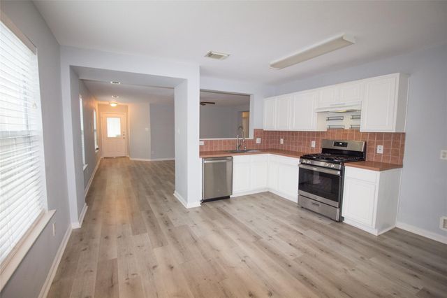 29523 Legends Stone Drive, Spring, TX 77386