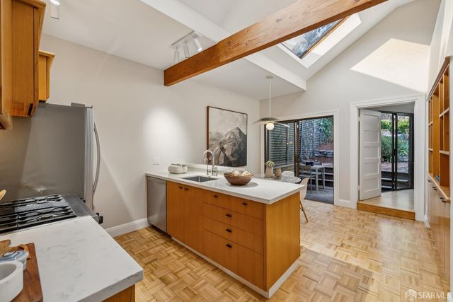 466 Joost Avenue, San Francisco, CA 94127