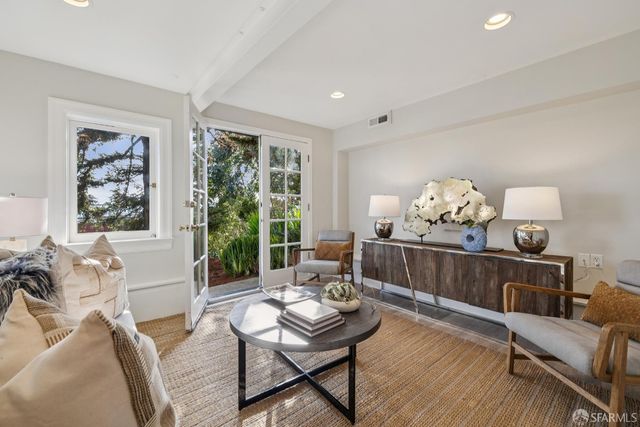 466 Joost Avenue, San Francisco, CA 94127