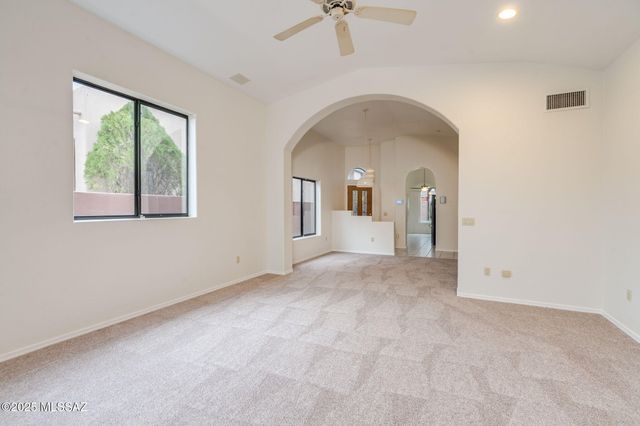 6113 N Pascola Circle, Tucson, AZ 85718