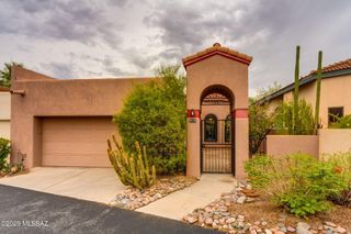 6113 N Pascola Circle, Tucson, AZ 85718