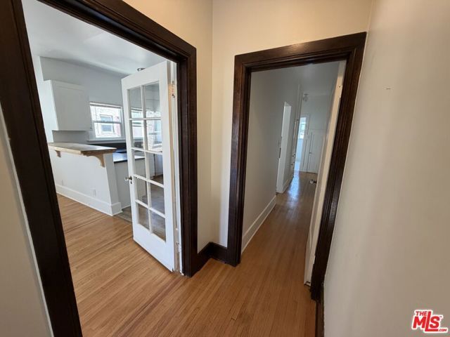 1504 S Bronson Avenue, Los Angeles, CA 90019