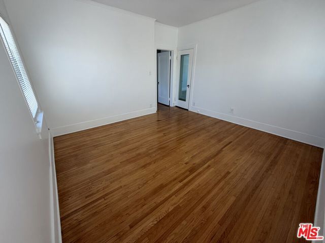 1504 S Bronson Avenue, Los Angeles, CA 90019
