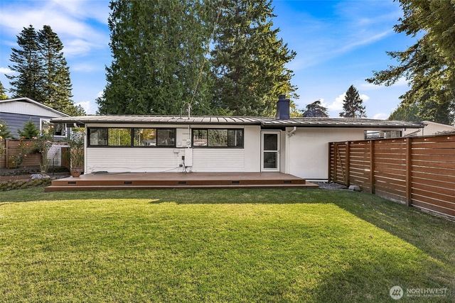 25657 Marine View Drive S, Des Moines, WA 98198