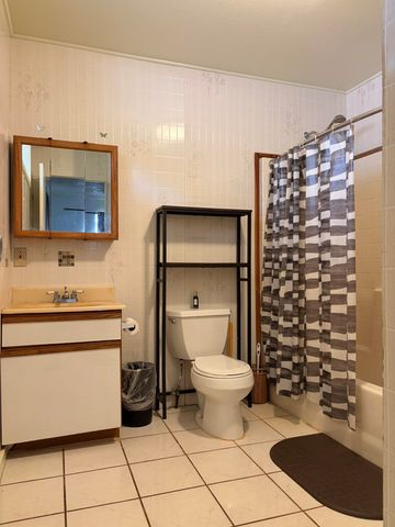 514 Gay St, Lanai City, HI 96763