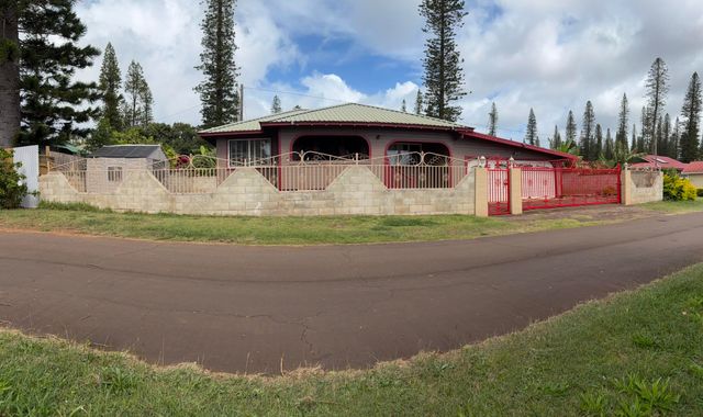 514 Gay St, Lanai City, HI 96763