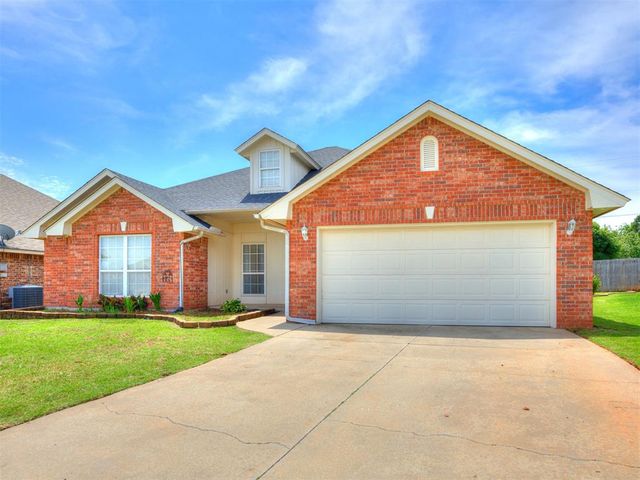 10936 NW 37th Street, Yukon, OK 73099