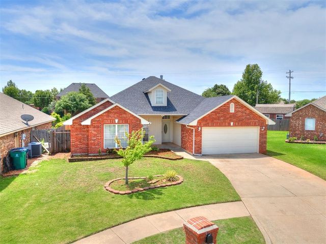 10936 NW 37th Street, Yukon, OK 73099