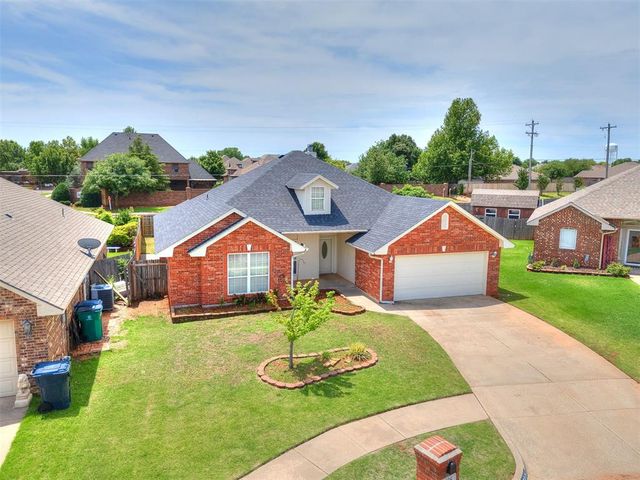 10936 NW 37th Street, Yukon, OK 73099