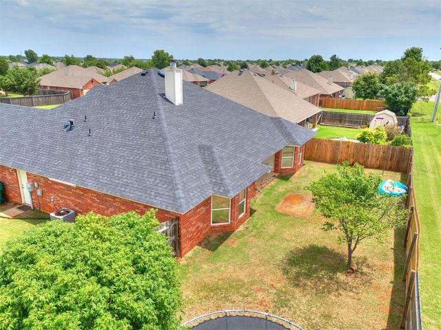 10936 NW 37th Street, Yukon, OK 73099