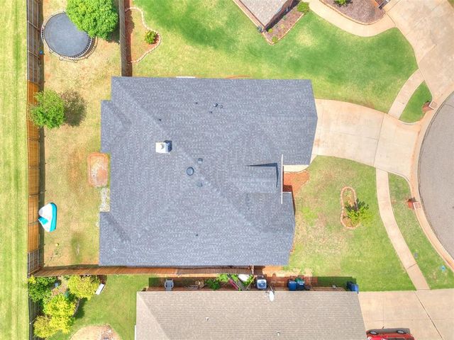 10936 NW 37th Street, Yukon, OK 73099