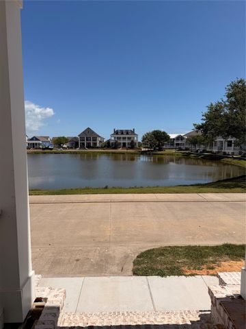 6 Westwind Road, Galveston, TX 77554