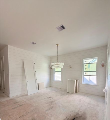 6 Westwind Road, Galveston, TX 77554